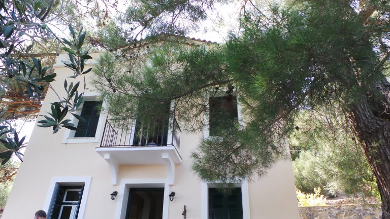 Prestige Properties in Greece